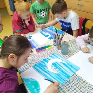 24a098f9-0f91-4eb6-a85b-780ee5510a00