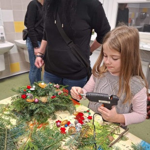 612f7f2d-ddb2-4b30-a755-bb97579529f4