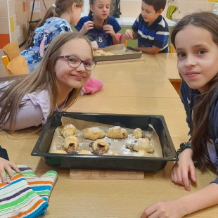 40bace91-c067-4fe7-bbd3-bac02316b6f3