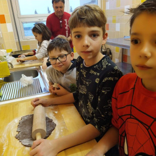 8083d612-a957-4c1c-9e54-89e711b894dd