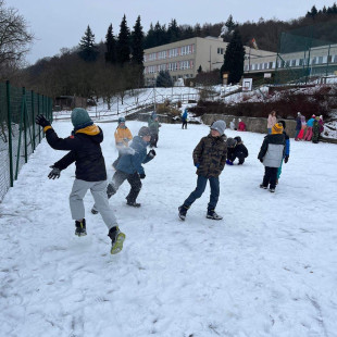 4824e6b1-7437-407c-b25e-9a724d0d5647