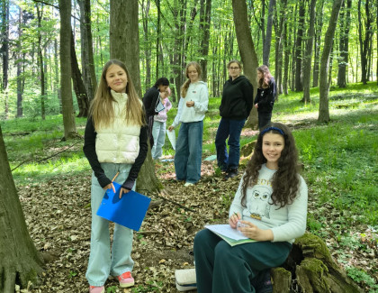 Žáci 6. B pozorovali bezobratlé živočichy