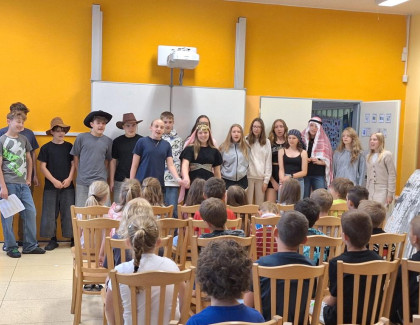 Představení Lotrando a Zubejda