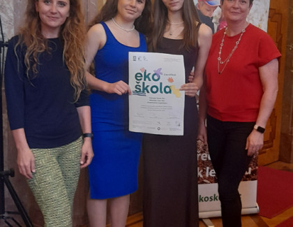 Naši žáci převzali certifikát Ekoškola v Senátu Parlamentu ČR