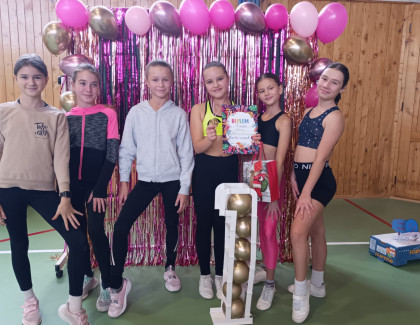 Vánoční zvonek 2025 - aerobik pro dívky