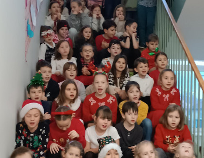 Vánoční den ve škole